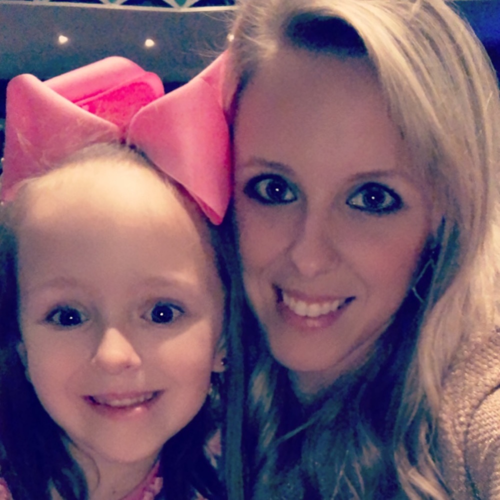 Meet your Posher, Nikki